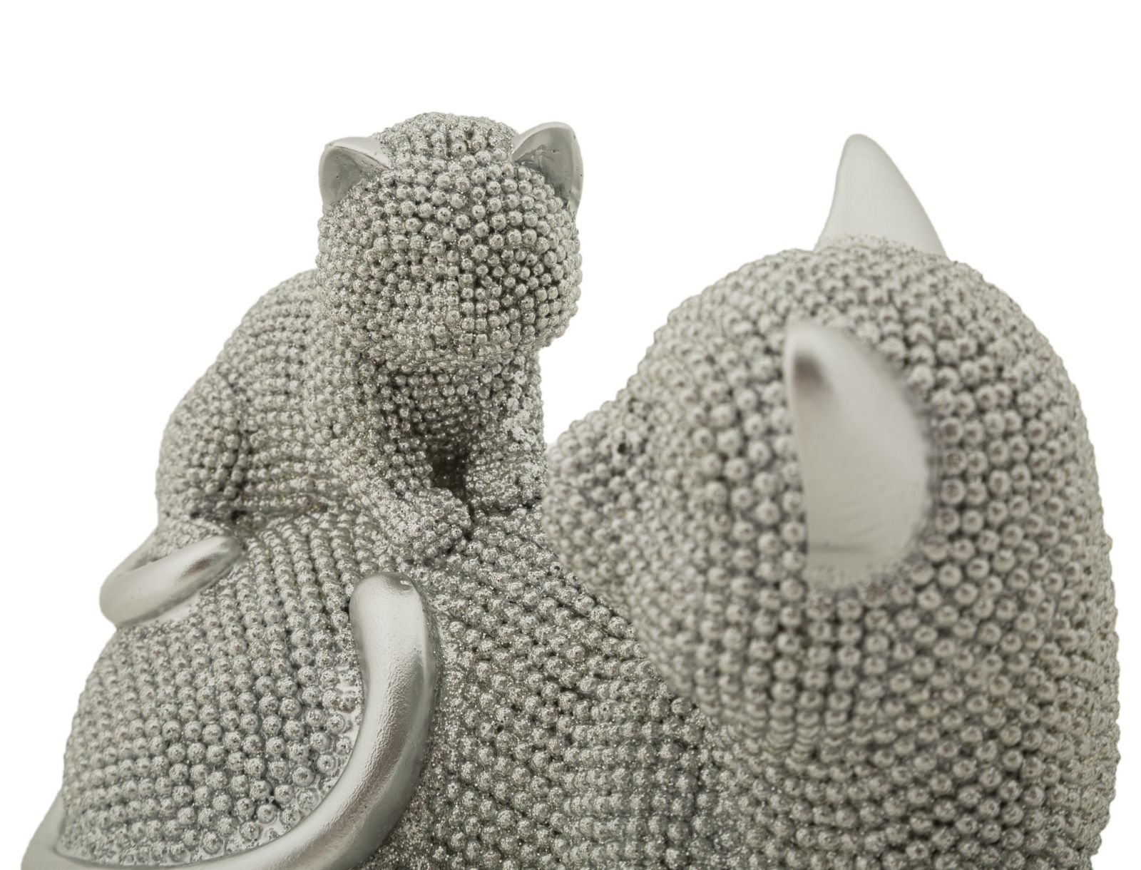 Katzenmutter mit Jungtier Silber – spielende Dekofigur mit funkelnder Perlenstruktur aus Polyresin für Wohnraum B 19 cm