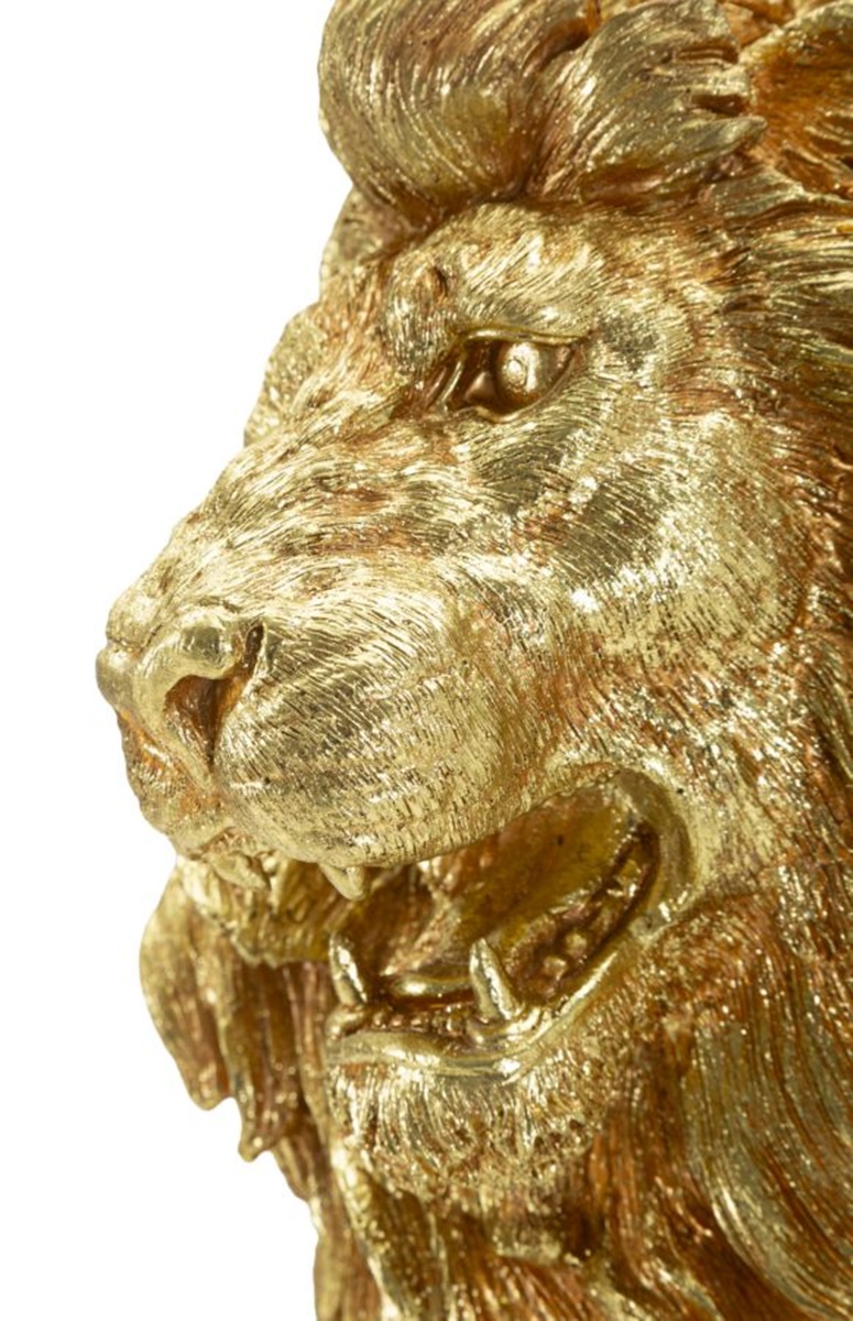 Dekofigur Löwe seitlich sitzend Tierfigur  Skulptur stolzer Löwenkönig Shanti in edlem Gold H 55 cm