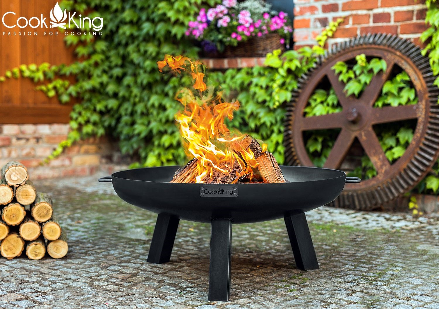 Set: Dreibein H 180 cm mit Grillrost Ø 70 cm aus Rohstahl + Feuerschale "Polo" Ø 80 cm Grillen