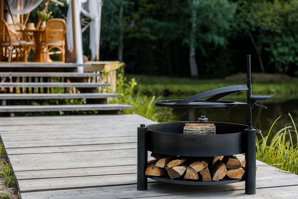 Feuerschale "Montana X" Ø 80 cm mit drehbahrem Rost Ø 60 cm aus Stahl als Wärmequelle oder Grill