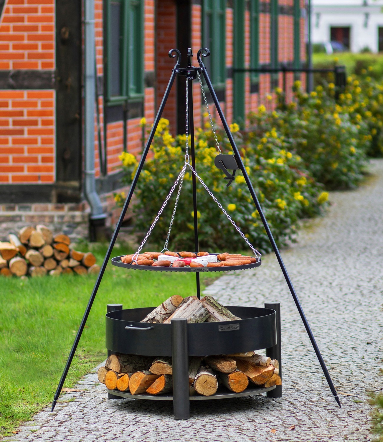 Set: Dreibein H 180 cm mit Grillrost Ø 50 cm aus Rohstahl und Kurbel + Feuerschale "Montana" Ø 60 cm
