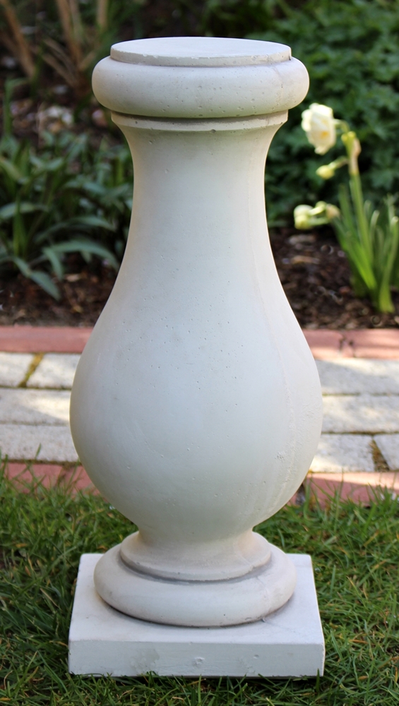 Beton Figur Skulptur Baluster Säule H 40 cm Dekofigur Sockel Statue Gartenskulptur