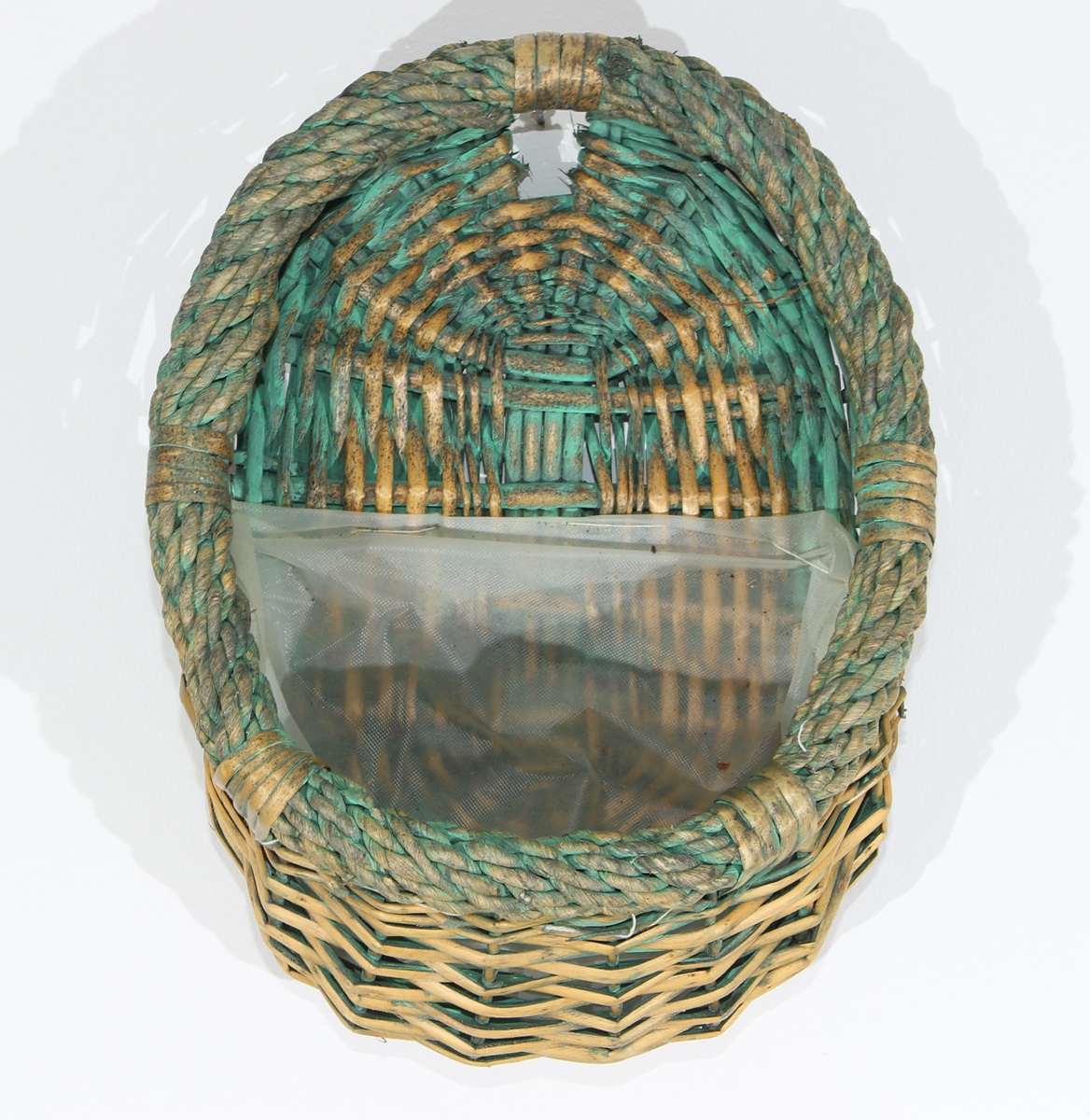 Wandkörbe 3er-Set aus Weide – Pflanzkörbe in goldener Optik grün patiniert H 31–44 cm