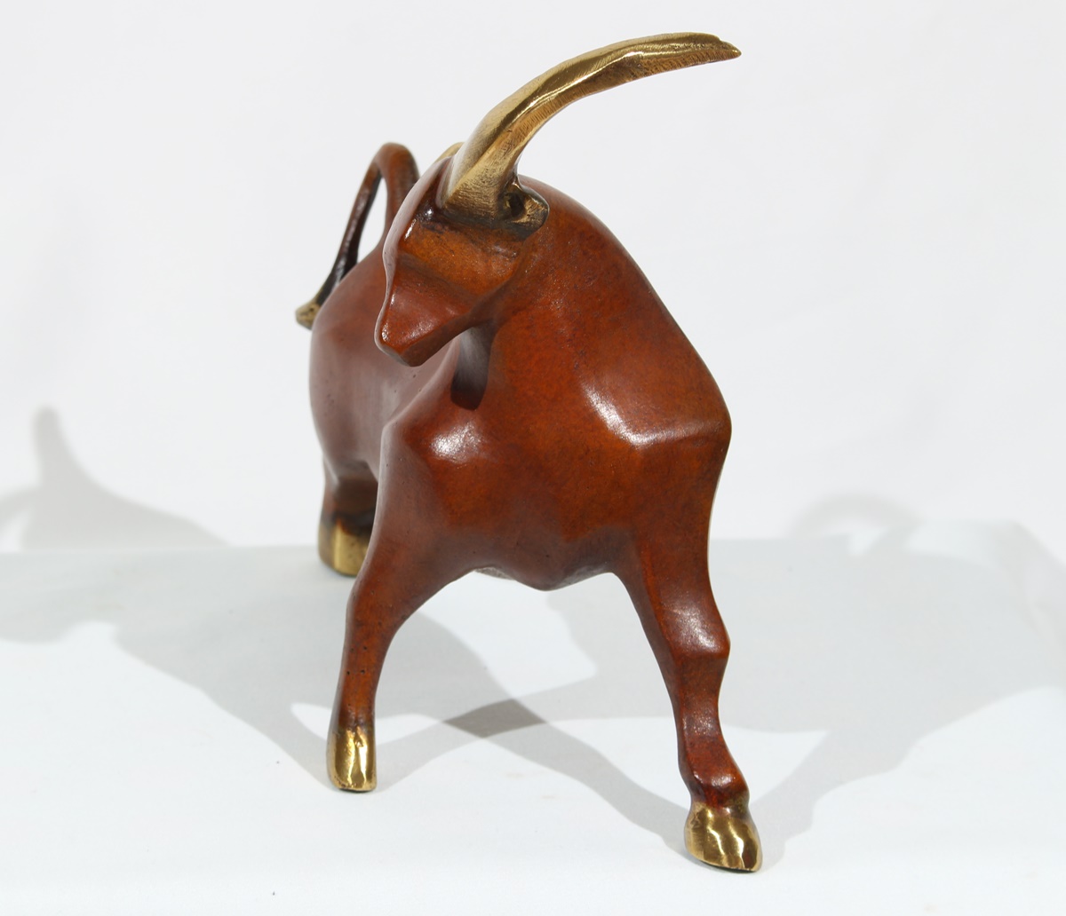 Bronzefigur Bronzeskulptur Bronze Moderner Stier Angriff H 17 cm Dekofigur Abstrakte Skulptur
