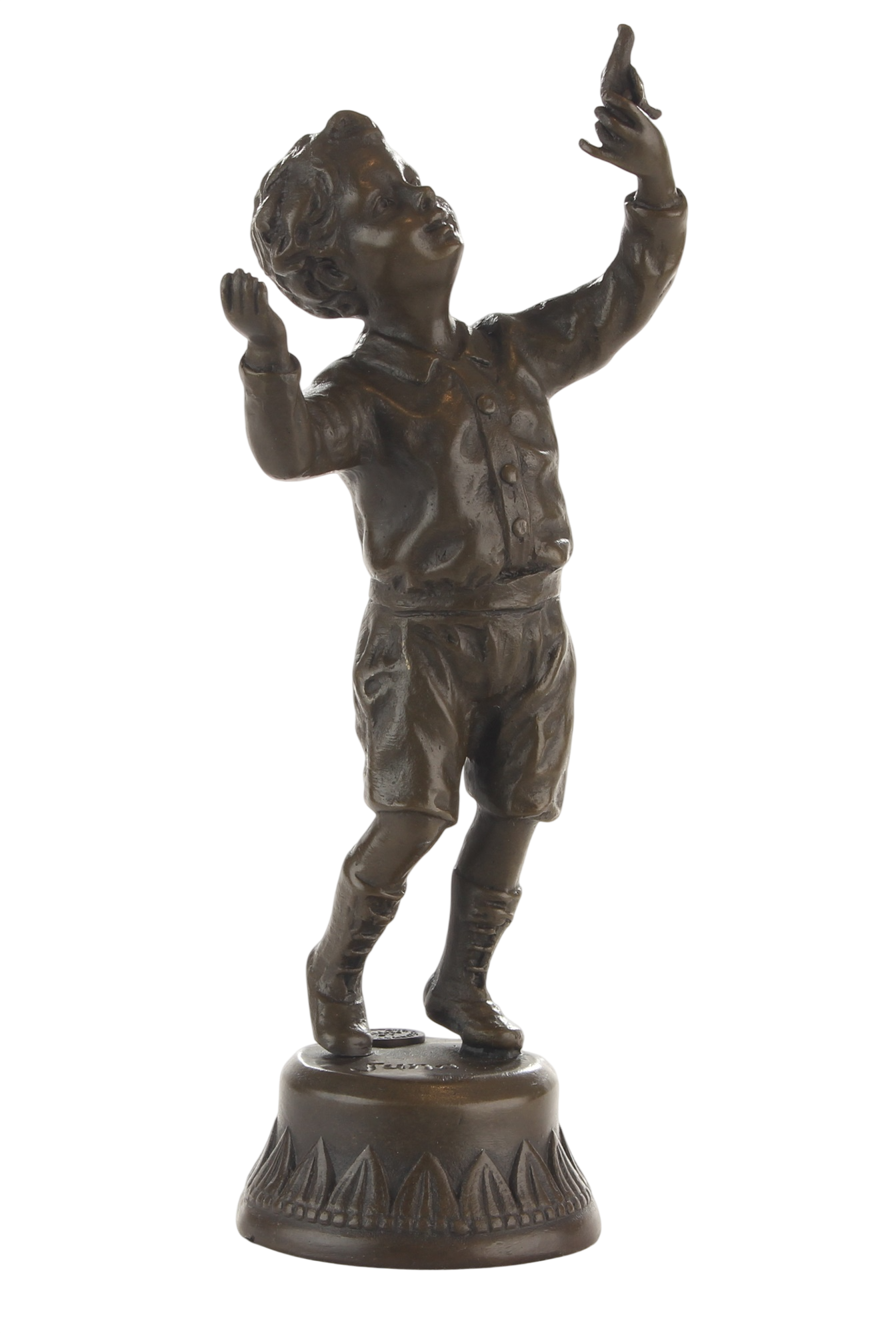 Bronzeskulptur Junge stehend mit Taube in der Hand auf Bronzesockel, Höhe 20,6 cm