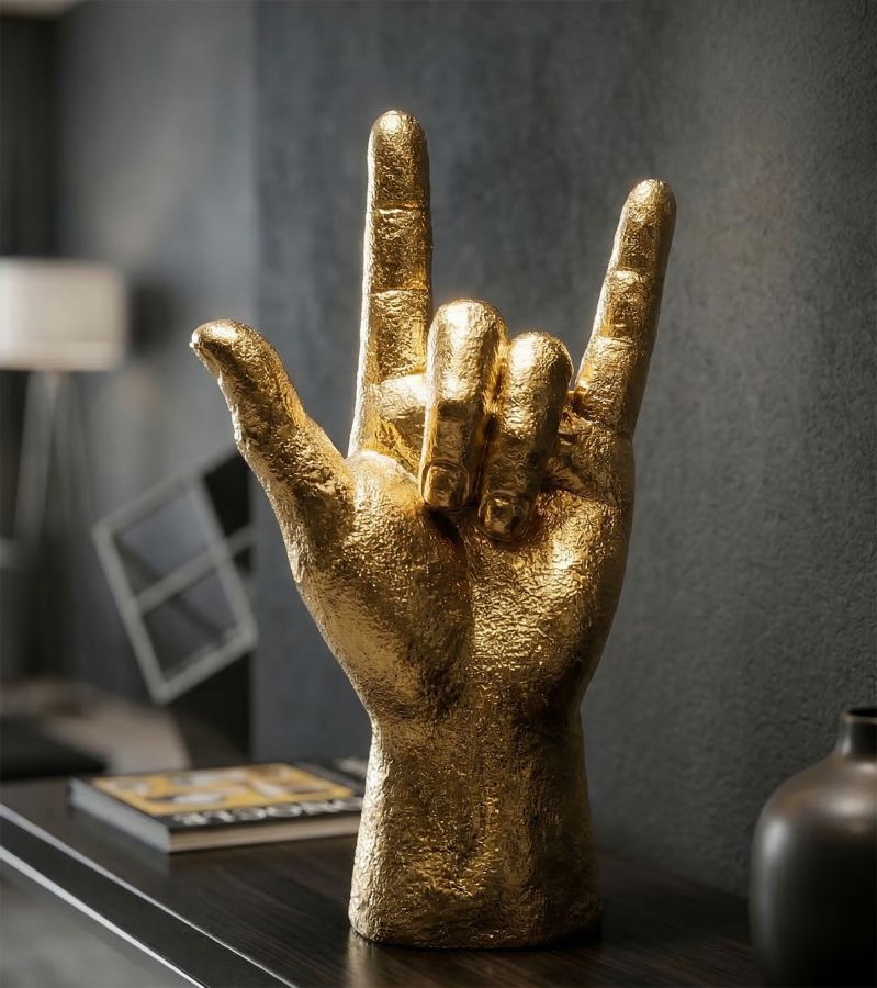 Handzeichen Yeah Gold – ausdrucksstarke Dekofigur aus Polyresin für Wohnraum und überdachte Terrasse H 23 cm