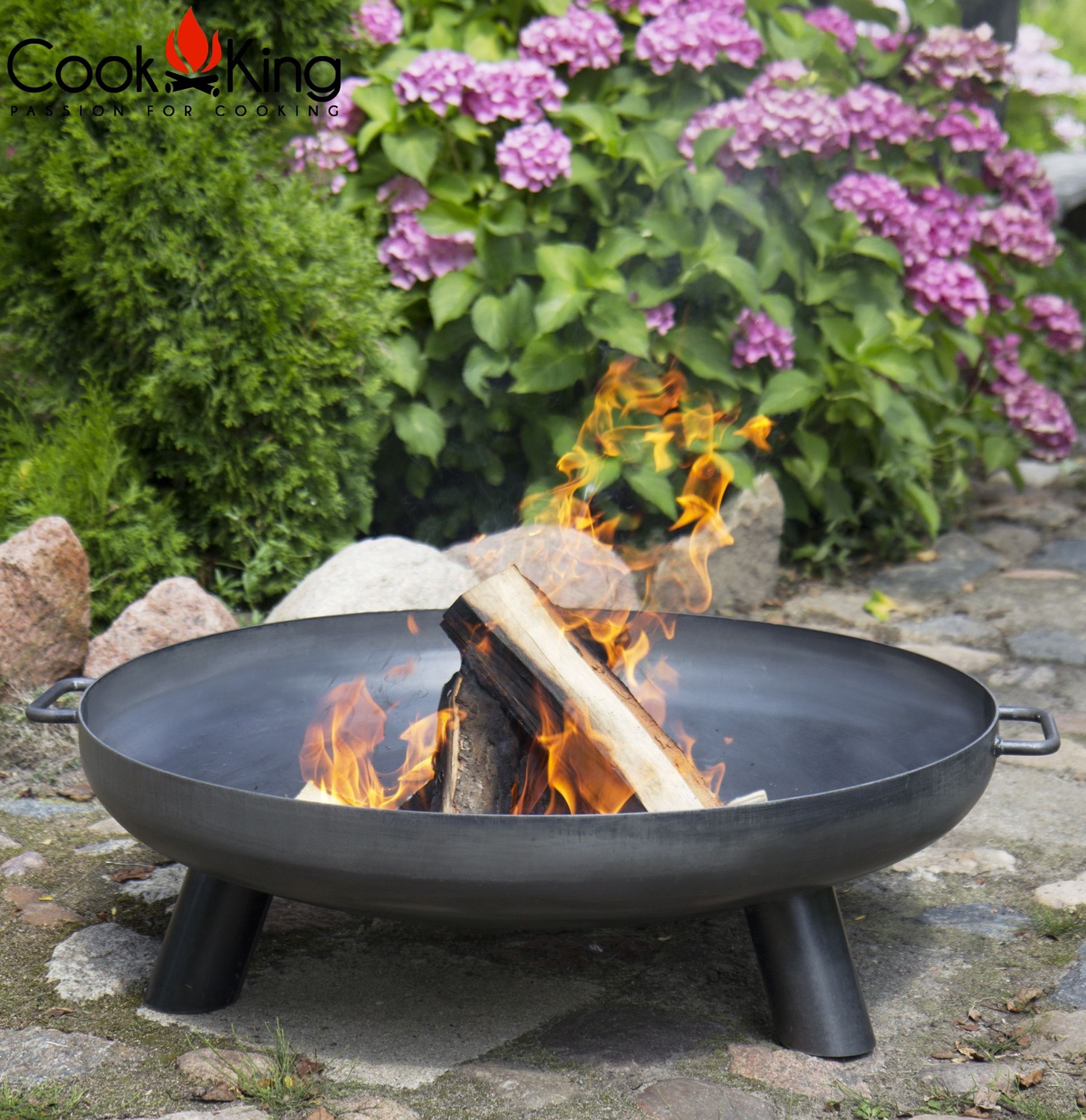 Feuerschale "Bali" Ø 70cm Feuerstelle für den Garten aus Stahl Feuerkorb als Wärmequelle oder Grill