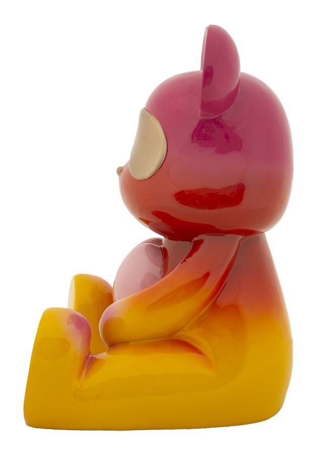 Sitzender Regenbogen-Bär mit Herz – warm leuchtende Dekofigur aus Polyresin für Wohnraum und Kinderzimmer H 32 cm