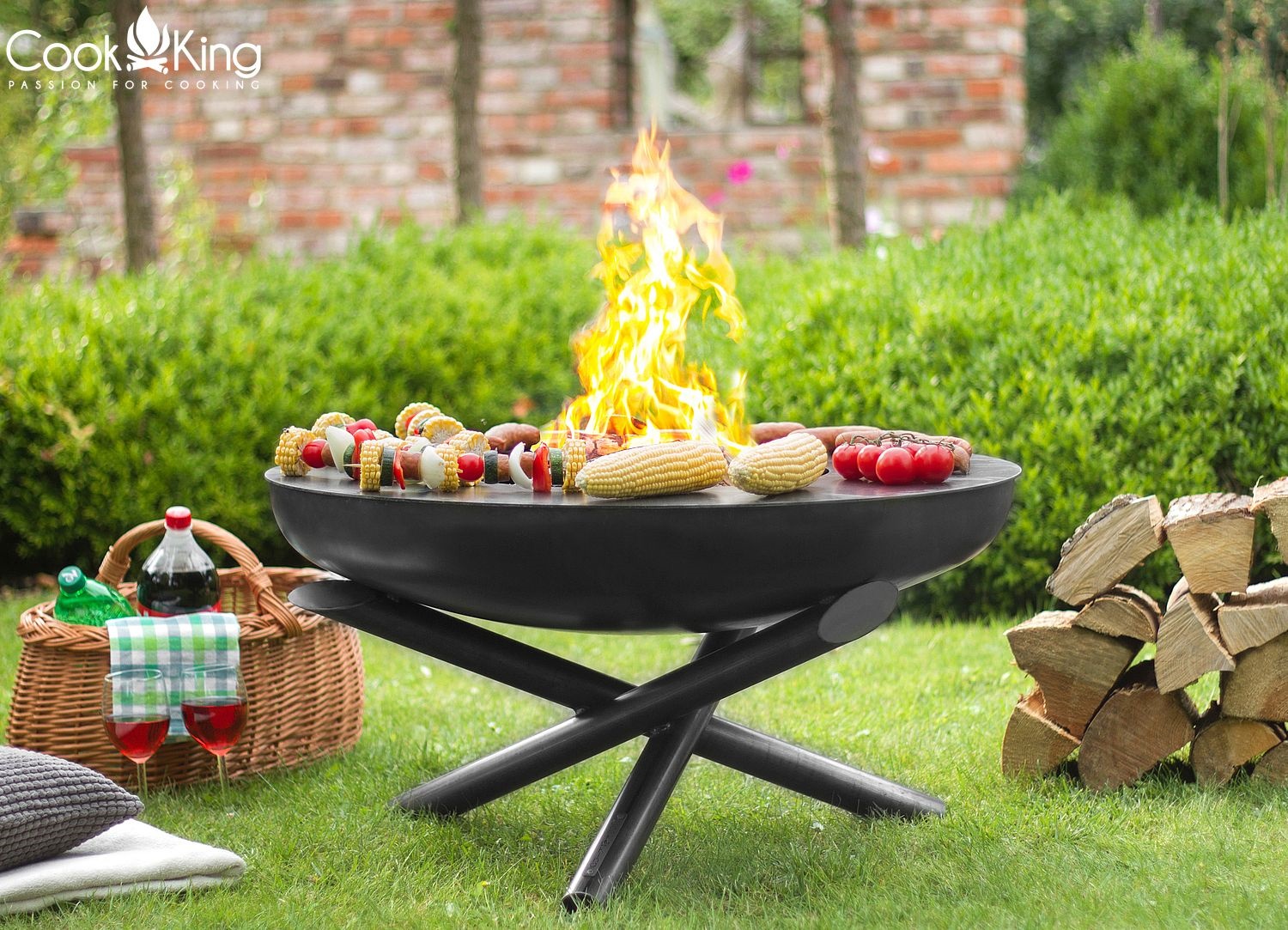 Grillplatte für Feuerschale Ø 82 cm Platte mit Öffnung Ø 40 cm für Feuerstelle zum Grillen aus Stahl