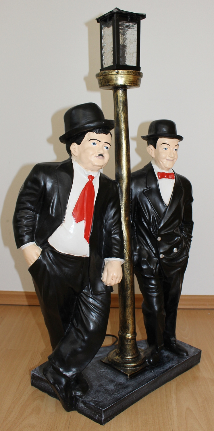 Dekofigur Dick und Doof stehend an el. Laterne Komiker Schauspieler H 81cm