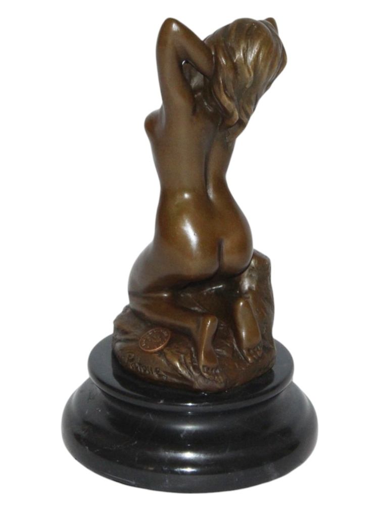 Elegante Bronzefigur – Kniende Aktfrau auf Sockel Höhe 21 cm Ästhetische Deko & Erotik-Skulptur