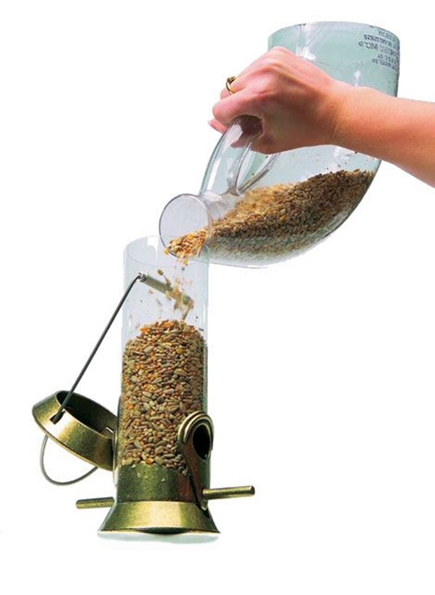 Fülltrichter groß mit Griffloch zum Befüllen von Futtersäulen – transparenter Kunststoff in Hellblau, Füllmenge 1,8 l, Länge 40 cm