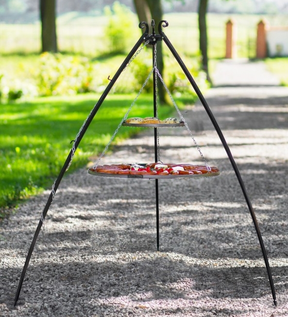 Schwenkgrill H 200 cm mit Doppelrost aus Edelstahl 70 cm + 40 cm Dreibein Grill Tripod Grillen