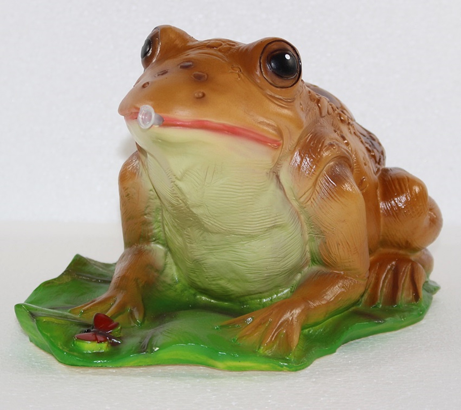 Deko Garten Tier Figur Teichfigur Kröte Wasserspeier groß auf Blatt sitzend aus Kunststoff H 17 cm